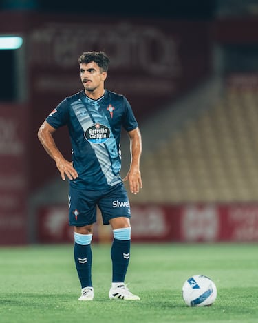 Celta y Racing ultiman la cesión del pivote Damián Rodríguez