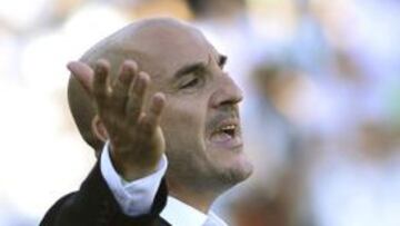 El entrenador del C&oacute;rdoba CF, Albert Ferrer.