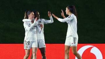Soccer Football - UEFA Women's Champions League - Real Madrid v VfL Wolfsburg - Estadio Alfredo Di Stefano, Madrid, Spain - December 9, 2025 Real Madrid's Linda Caicedo celebrates scoring their second goal with Real Madrid's Eva Navarro REUTERS/Susana Vera