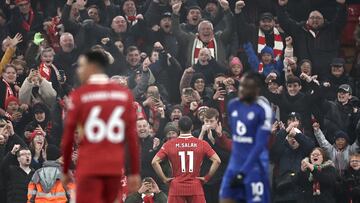 El delantero egipcio, Mohamed Salah, mantiene su gran ritmo y ahora llegó a las 100 anotaciones dentro de la Premier League en Anfield.