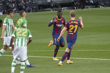 Jugada y gol marca de la casa de Ousmane Dembélé, que recibió en la derecha, se fue hacia dentro y con un zurdazo potentísimo puso el balón en el fondo de la red.