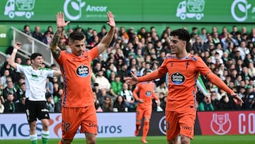 Alfon González, jugador del Celta, celebra un gol anotado contra el Racing de Santander en la Copa del Rey.