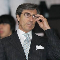 Ariedo Braida, el fichador que no ficha, renueva con el Barça