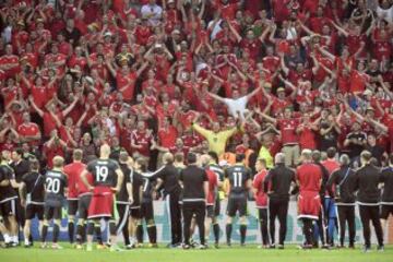 Another great footballing story as debutantes Wales reached the semi final of Euro 2016 falling short against Portugal in Lyon. In a rugby mad nation, the names of Joe Ledley, Hal Robson-Kanu, Joe Allen and of course Gareth Bale and co. will go down in th