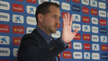 22/01/16 RCD ESPANYOL
 Rueda de Prensa de Oscar Perarnau Director Deportivo
 DESPEDIDA 
 