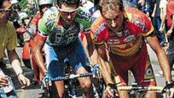 <b>LA ÚLTIMA VEZ.</b> Gotti coronó el Mortirolo y Heras ganó la etapa (1999).