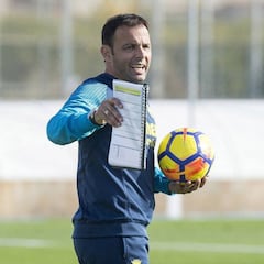 Calleja empieza a trabajar y afronta un reto inesperado