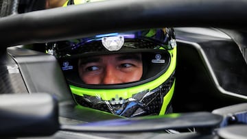 'Checo' Pérez en los test con Cadillac.