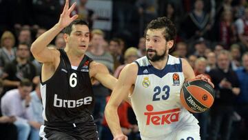 Sergio Llull ante Zisis.