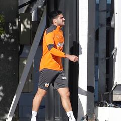 Preocupación con Maxi Gómez y Kang-in