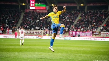 El candil de Manu Fuster