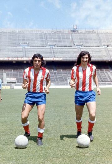 Presentaci車n conjunta de Cacho Hered赤a y Ayala como nuevos jugadores del Atl谷tico de Madrid en 1973