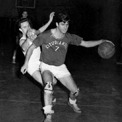 Real Madrid-Estudiantes: 66 años de derbis en imágenes