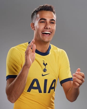 1,1 millones de seguidores son los que acumula el lateral del Tottenham cedido por el Real Madrid. El futbolista madrile?o es uno de los jugadores m¨¢s seguidos no s¨®lo en 'TikTok', sino tambi¨¦n en el resto de sus redes sociales, y m¨¢s con el cruce de contenidos que comparte con su novia, Marta D¨ªaz.