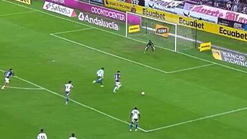 El ex U. de Chile que brilla en Ecuador hizo esto: ¡desató la euforia del público!