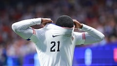 USMNT attacker Weah was sent off following a VAR check after clashing with a Panama defender off the ball.