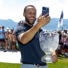 Stephen Curry también es campeón en el golf