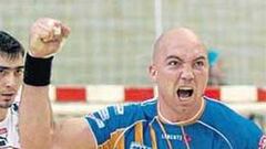 Portland-Vezsprem, un choque de trenes