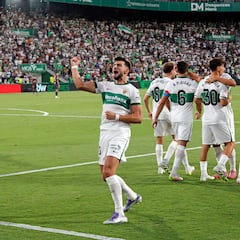 Mir y Pedrosa apuntan al Sevilla