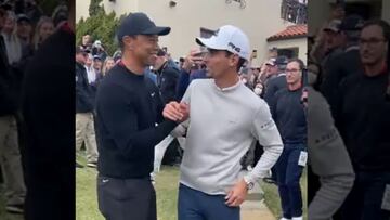 ¿Qué le dijo? Tiger Woods se acercó a Niemann tras el título