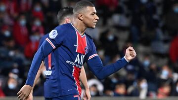 Mbappé chases Messi record as Pirlo prepares for Juve debut