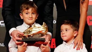 Lionel Messi, Antonella Roccuzo, Thiago y Mateo