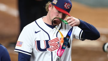 Did Team USA disrespect their silver medals? Viral WBC moment sparks debate