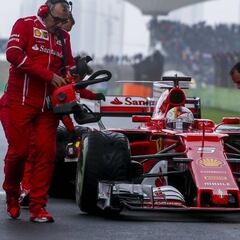 Lauda: "Ferrari funciona porque hay un suizo que les organiza"