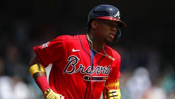 El patrullero venezolano fue retirado del encuentro entre Braves y Cubs por una lesi&oacute;n abdominal que puso a temblar a Brian Snitker.