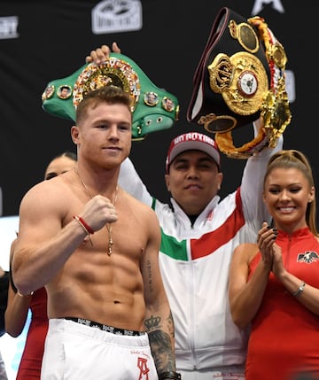 El pesaje de Canelo y Kovalev, en imágenes