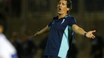 Mario Salas, técnico de Universidad Católica