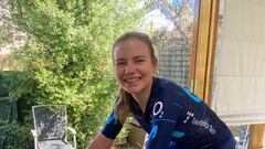 La ciclista australiana Sarah Gigante, con el maillot del Movistar