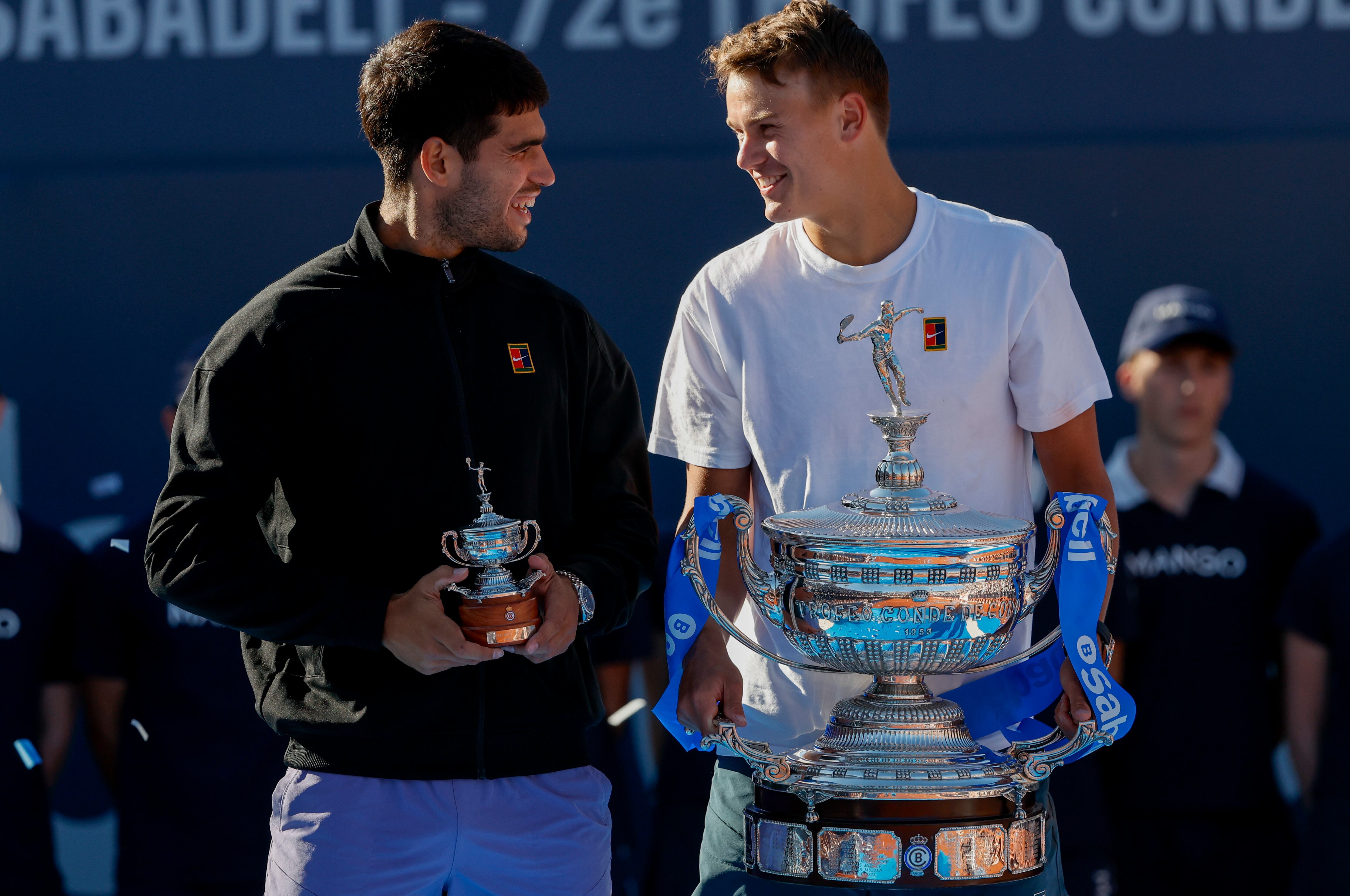 Alcaraz tratará de resarcirse en 2026 de la final perdida el pasado abril ante Holger Rune.