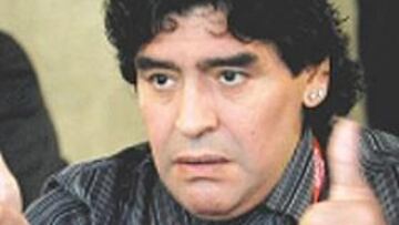 <b>CONTUNDENTE. </b>Maradona quiere que su plantilla cobre por victorias.