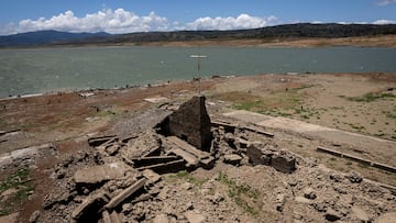 A drone view shows a a centuries-old sunken town that reemerged amid extreme heat in Pantabangan, Nueva Ecija, Philippines, May 2, 2024. REUTERS/Adrian Portugal