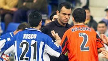 <b>EXPULSADO</b>. Nagore fue expulsado por el árbitro Pino Zamorano ante el Recre por "decirle simplemente que el balón no había salido por la línea de banda".