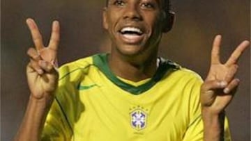 <b>TALENTO.</B> Valdano no tiene dudas sobra la calidad de Robinho, pero asegura que "a cada talento hay que ponerlo en su sitio".