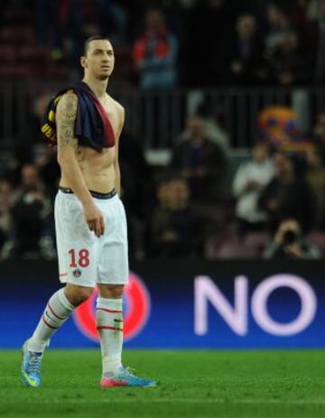 El sueco Zlatan Ibrahimovic se muestra decepcionado tras acabar el partido.