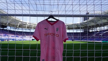 30-03-25. CAMISETA DE LA TERCERA EQUIPACIÓN DEL SPORTING.