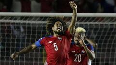 Román Torres dificulta el tercer Mundial seguido de Honduras