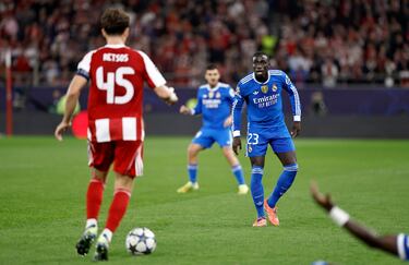 Mendy regresa rugiendo