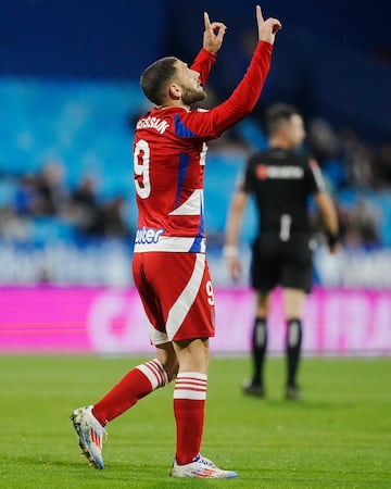 Weissman celebra su gol anotado en Zaragoza en el partido de Copa.