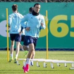 Raúl de Tomás, baja para Sevilla