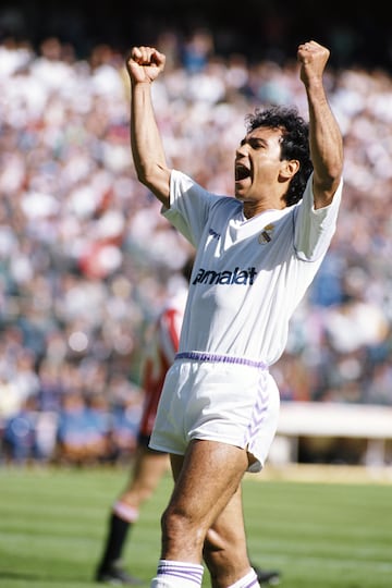El exdelantero mexicano en su primera temporada, 1985-86, marc¨® un total de 29 goles en 49 partidos.