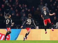 Bayern made it seven wins from eight at Philips Stadion, with Harry Kane netting a late winner in a closely-contested game.