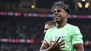 Lamine celebra su gol con el Barça ante el Athletic.