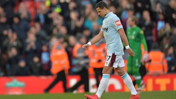 Chicharito jugó siete minutos y el West Ham se comió cuatro goles