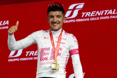 Carapaz: “Tengo capacidad de luchar por otra grande”