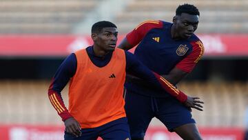 Mosquera y Samu, en un entrenamiento de la Sub-21.