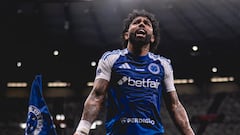 Gabigol logra una puja récord por sus botas